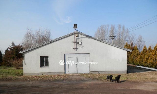 Eladó ipari ingatlan, Őrbottyánban 145 M Ft