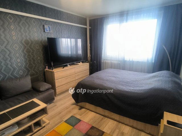Eladó panellakás, Miskolcon 24.5 M Ft, 1+1 szobás