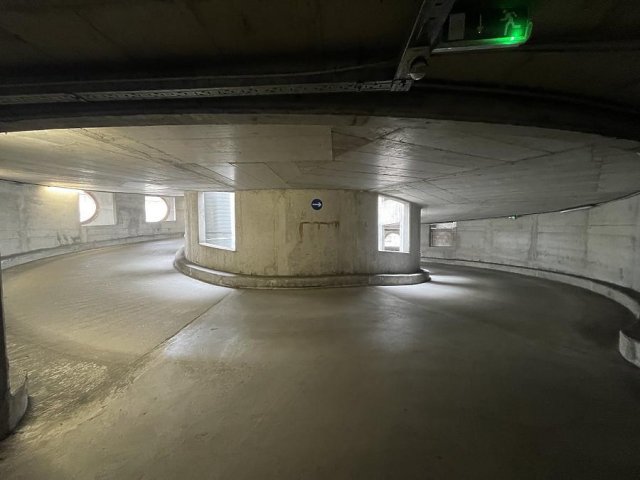 Eladó garázs, Budapesten, VIII. kerületben, Orczy téren 6.4 M Ft