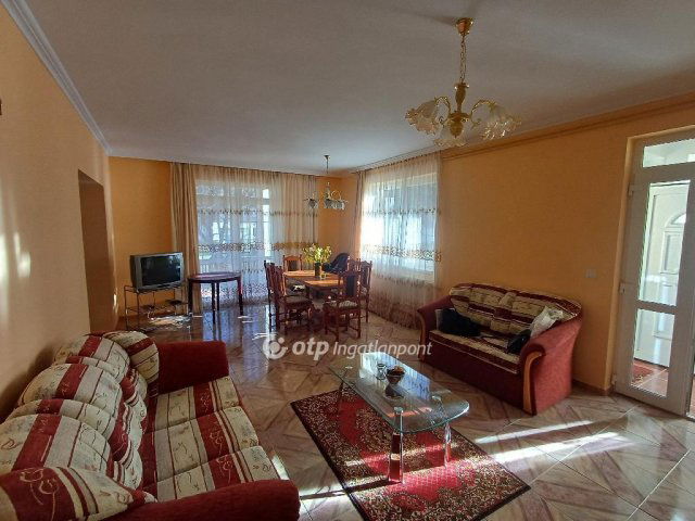 Eladó családi ház, Bükkszéken 49.9 M Ft, 3 szobás