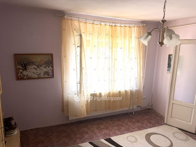 Eladó családi ház, Pilisjászfalun 106 M Ft, 5 szobás
