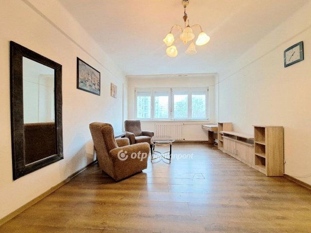 Eladó téglalakás, Budapesten, XIII. kerületben 67.5 M Ft