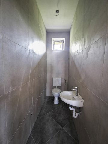 Kiadó családi ház, albérlet, Szegeden, Menta utcában