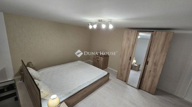 Eladó téglalakás, Budapesten, VII. kerületben 34.8 M Ft