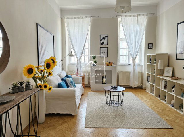 Eladó téglalakás, Budapesten, I. kerületben, Nándor utcában
