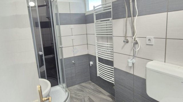 Kiadó téglalakás, albérlet, Kecskeméten 165 E Ft / hó