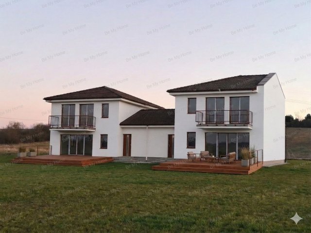 Eladó ikerház, Fóton 145.5 M Ft, 4+1 szobás