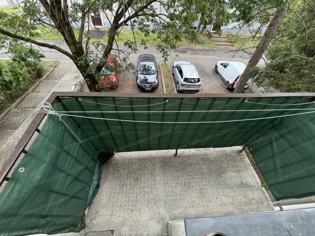 Eladó téglalakás, Tatabányán 32.99 M Ft, 1 szobás