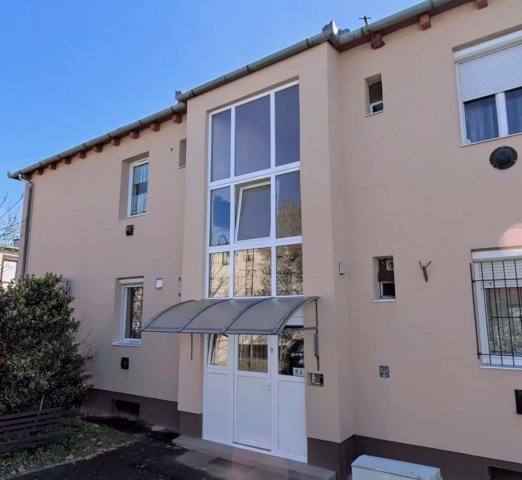 Kiadó téglalakás, albérlet, Debrecenben 160 E Ft / hó, 1 szobás