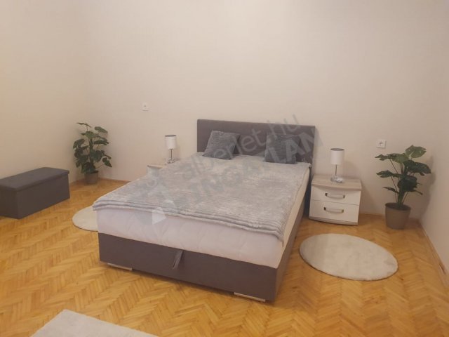 Kiadó téglalakás, albérlet, VII. kerületben, Dohány utcában