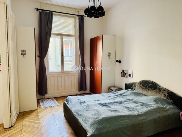 Eladó téglalakás, Budapesten, XI. kerületben 149 M Ft, 3 szobás