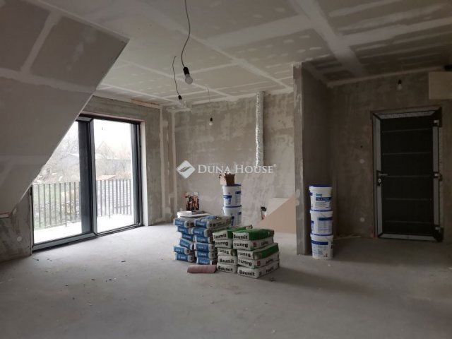 Eladó téglalakás, Nemesvámoson 85 M Ft, 3 szobás