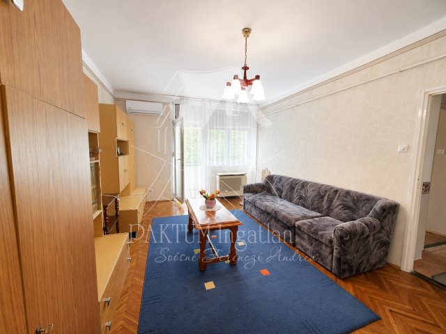 Kiadó téglalakás, albérlet, Szolnokon 130 E Ft / hó, 1+2 szobás