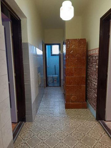 Eladó családi ház, Földesen 32 M Ft, 2 szobás