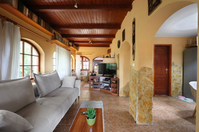 Eladó családi ház, Erdőkertesen 139.9 M Ft, 4 szobás