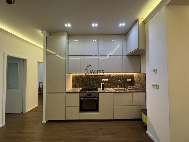 Kiadó téglalakás, albérlet, Budapesten, VII. kerületben