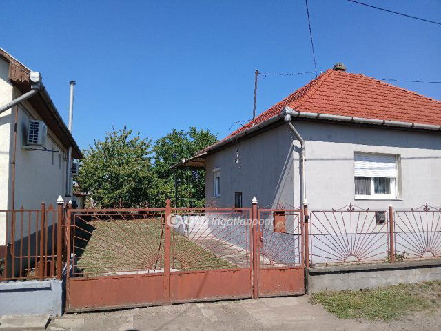 Eladó családi ház, Nagyfügeden 20.5 M Ft, 3+1 szobás