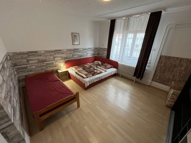 Eladó családi ház, Hajdúszoboszlón 74.9 M Ft, 4 szobás