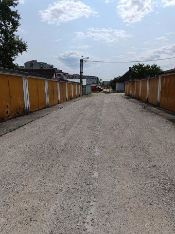 Kiadó garázs, Székesfehérvárott 35 E Ft / hó