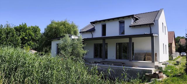 Eladó ikerház, Pécelen 99.8 M Ft, 4 szobás