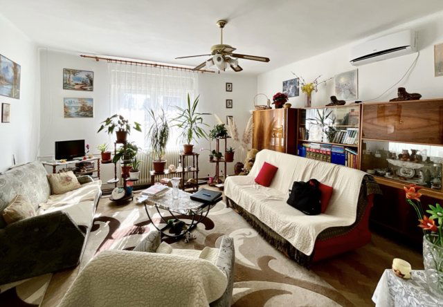 Eladó családi ház, Szabadszálláson 7.7 M Ft, 3 szobás