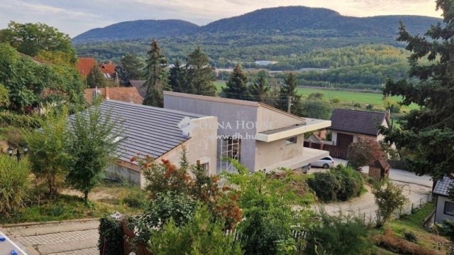 Eladó családi ház, Pilisborosjenőn 379.8 M Ft, 4 szobás