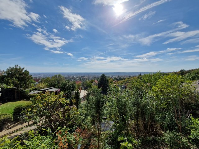 Eladó telek, Budapesten, XII. kerületben 350 M Ft