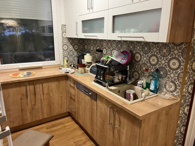 Eladó téglalakás, Hévízen 79 M Ft, 4 szobás