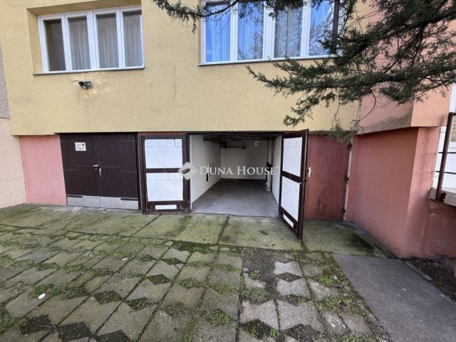 Eladó garázs, Kecskeméten 10.5 M Ft / költözzbe.hu