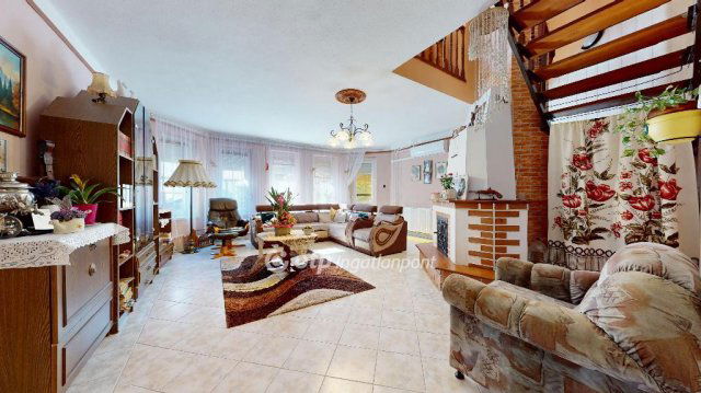 Eladó családi ház, Nyíregyházán 74.5 M Ft, 6 szobás