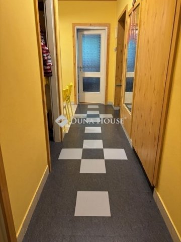 Eladó családi ház, Budaörsön 159.99 M Ft, 2 szobás