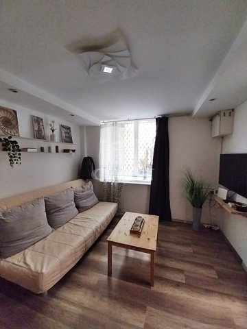 Eladó téglalakás, Budapesten, V. kerületben 74.9 M Ft, 3 szobás