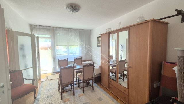 Eladó téglalakás, Békéscsabán 63 M Ft, 2 szobás