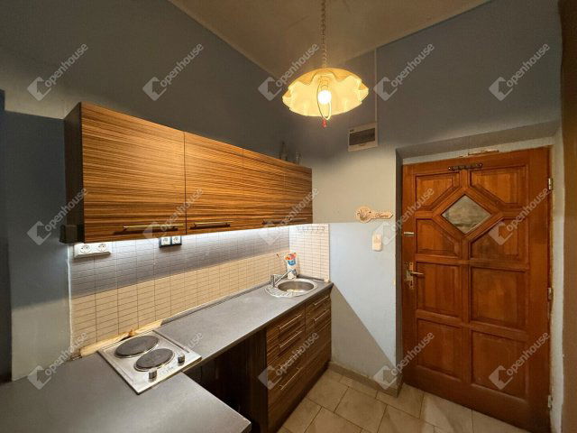 Eladó téglalakás, Zalaszentivánon 10.5 M Ft, 1 szobás