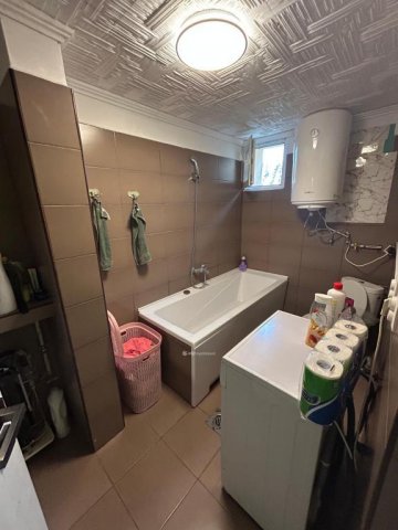 Eladó családi ház, Bárándon 15 M Ft, 2 szobás