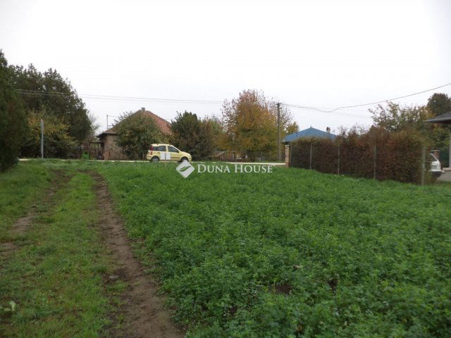 Eladó telek, Pusztaszabolcson, Akácfa utcában 14.986 M Ft