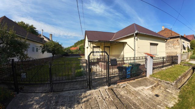 Eladó családi ház, Ózdon, Madách Imre utcában 29.99 M Ft