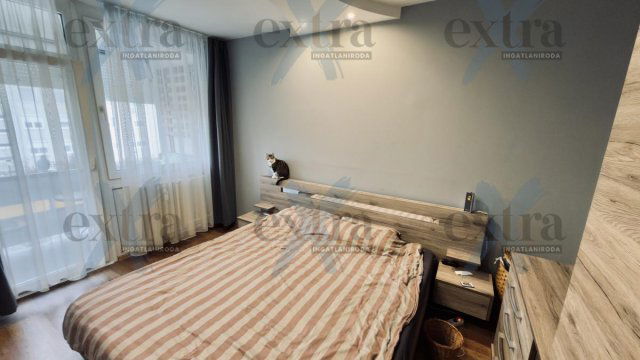 Eladó panellakás, Szegeden 54.9 M Ft, 2 szobás