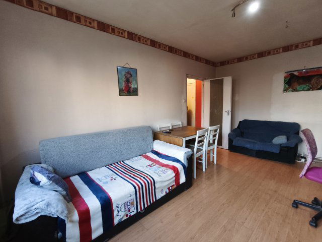 Eladó panellakás, Dunaújvárosban 22.5 M Ft, 1+1 szobás