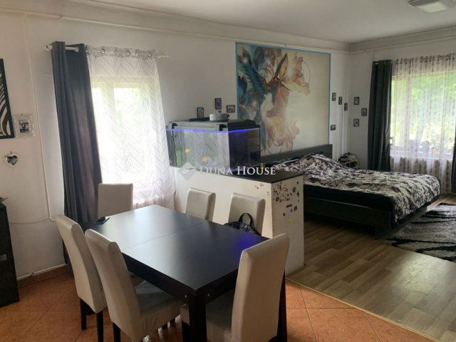 Eladó családi ház, Pilisen 44.9 M Ft, 4 szobás