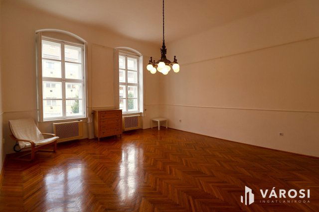 Eladó téglalakás, Hódmezővásárhelyen 39.2 M Ft, 2 szobás