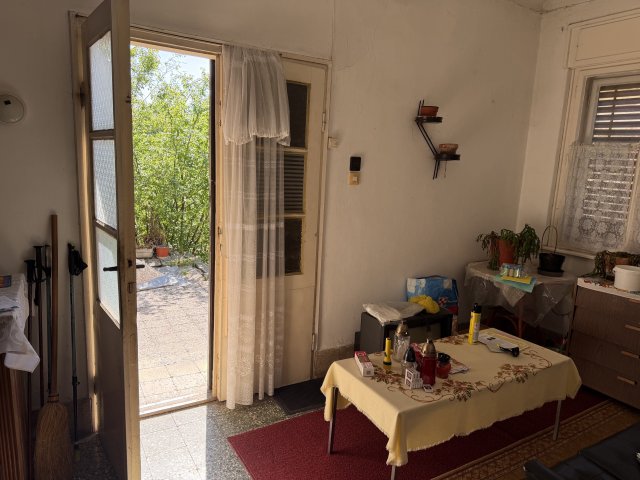 Eladó családi ház, Rábapatyon 21.5 M Ft, 2 szobás