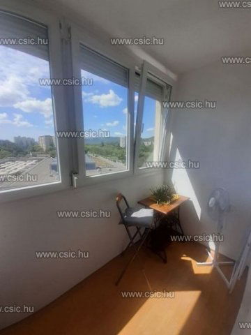 Eladó panellakás, Budapesten, III. kerületben 49.9 M Ft, 1 szobás