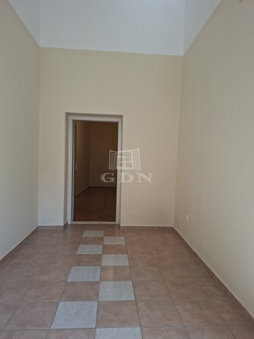Kiadó téglalakás, albérlet, Szegeden 180 E Ft / hó, 2 szobás