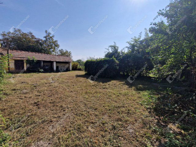 Eladó családi ház, Nagyigmándon 32 M Ft, 2 szobás