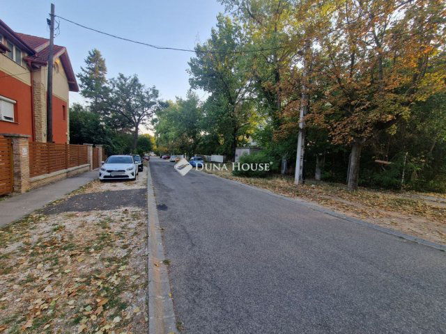 Eladó telek, Budapesten, XVIII. kerületben, Attila utcában