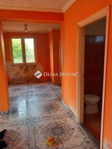 Eladó családi ház, Dombrádon, Esze Tamás utcában 12.99 M Ft