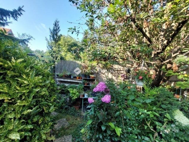 Eladó téglalakás, Budapesten, II. kerületben 83.9 M Ft, 4 szobás