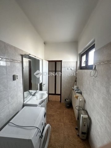 Eladó családi ház, Pellérden 64.9 M Ft, 5 szobás