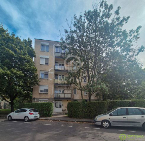 Eladó téglalakás, Budapesten, XIV. kerületben 69 M Ft